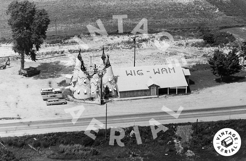 Wig-Wam (Tee-Pee Town) - 1969 Aerial